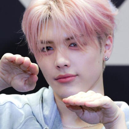 + 07 Photos &amp; Videos